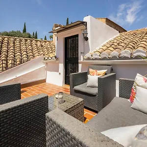 Apartamento Coqueto Duplex Con Terraza Privada Y Parking, Granada